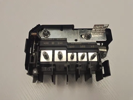PCB パッケージ ヒューズ ホルダー バッテリー切断ユニット端子